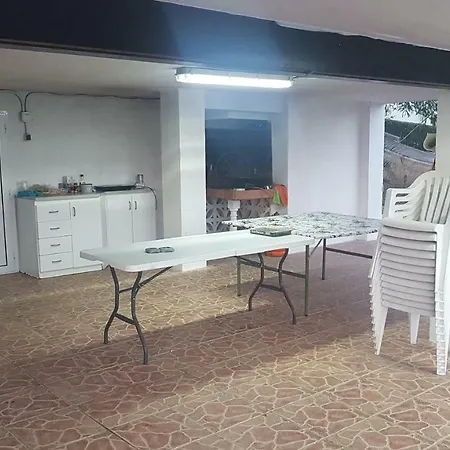 Calicanto House & Pool Holiday home