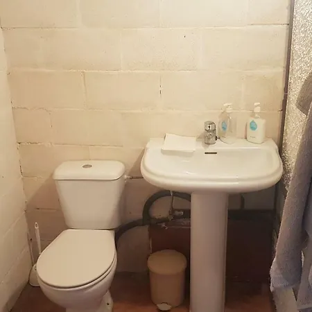 Calicanto House & Pool 度假居 托伦特
